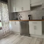 Itos Flats شقة إينفيستو